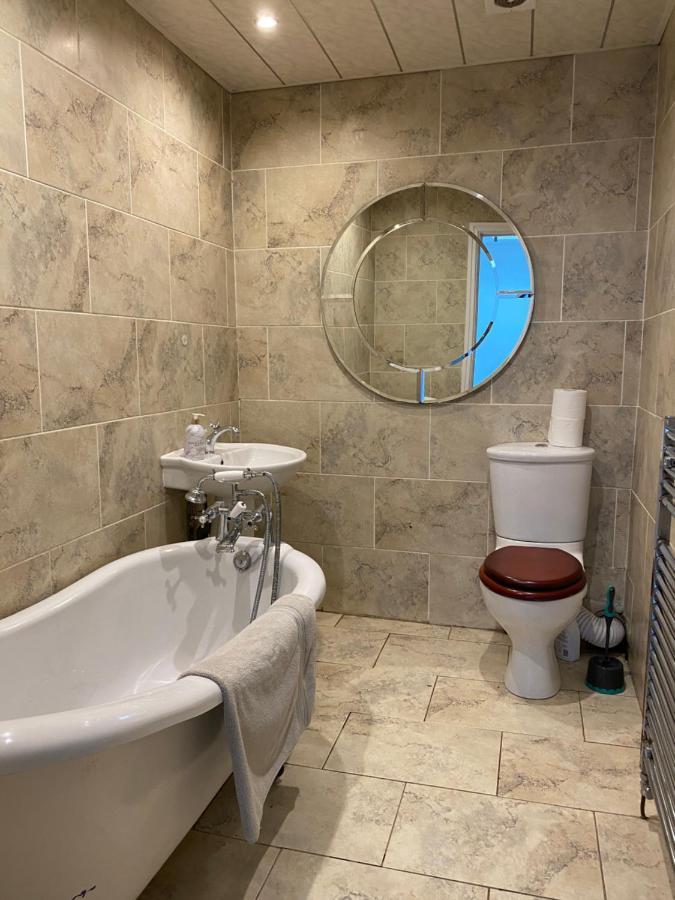 Villa With Park Views Close To Liverpool Centre Екстер'єр фото