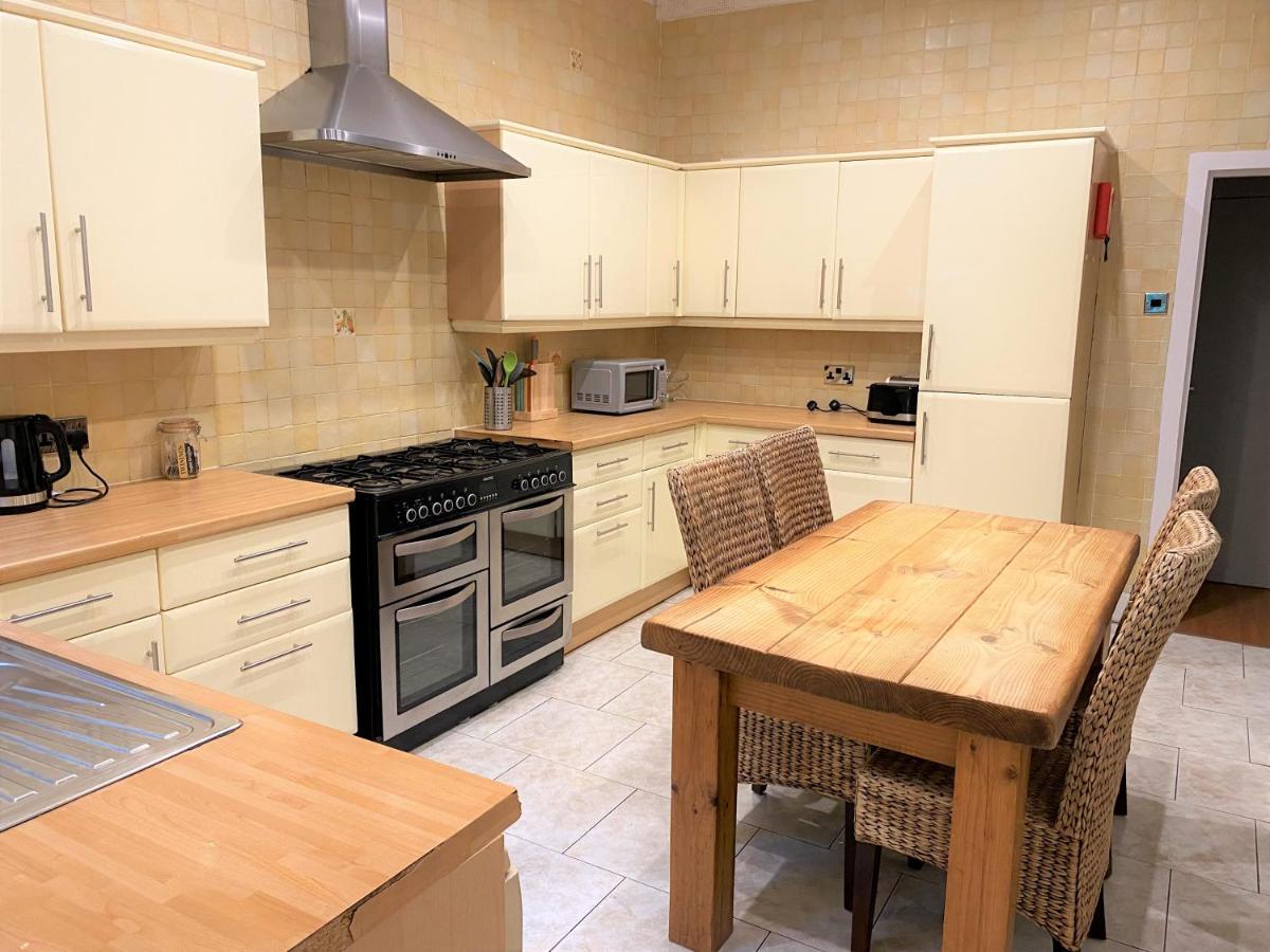 Villa With Park Views Close To Liverpool Centre Екстер'єр фото