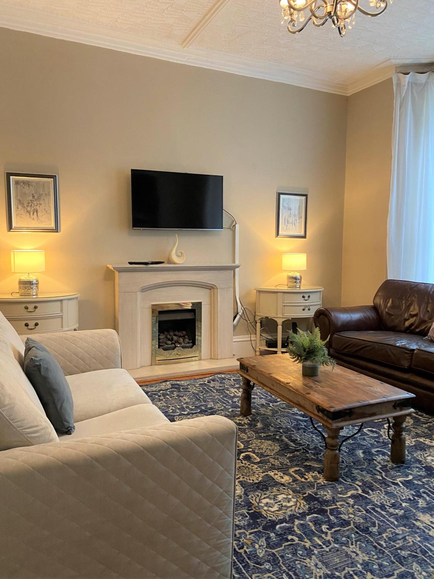 Villa With Park Views Close To Liverpool Centre Екстер'єр фото